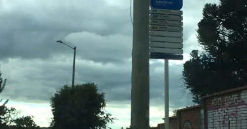 PARADERO SITP BARRIO SANTA TERESA  151A01